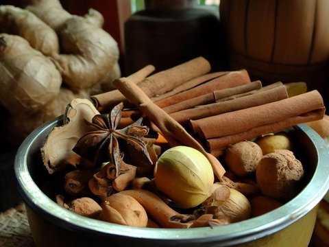 Kenali Bumbu Dapur yang Jarang Diketahui Bisa Jadi Obat Tradisional