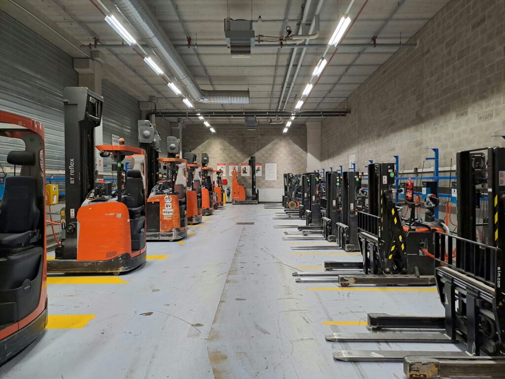 sewa forklift