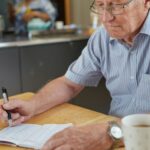 mempersiapkan keuangan masa tua